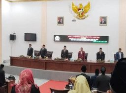 Sidang Paripurna DPRD Kabupaten Sampang Bersama Eksekutif Resmi Menyetujui Raperda APBD TA 2026