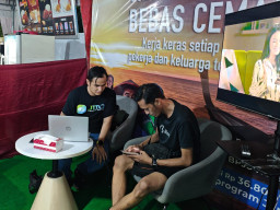 BPJS Ketenagakerjaan Bojonegoro Meriahkan Medhayoh Night Run