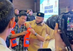 Pemko Padang Tingkatkan Kualitas Juru Parkir, Perkuat Citra Kota Wisata