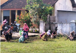 SDN Banjarejo Wujudkan Sekolah Bersih dan Nyaman, Lewat Kegiatan Kerja Bakti Rutin