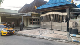 Ungkap Gratifikasi Proyek, KPK Obok-Obok Rumah Ketua KONI hingga Anggota Dewan