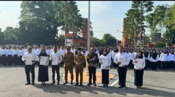 Bupati Mojokerto Serahkan SK 2.975 PPPK Paruh Waktu