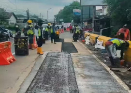 Retakan Jembatan Sukowiryo Bondowoso, Langsung Ditambal