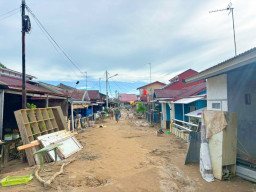 Banjir Padang: 4.446 Warga Masih Mengungsi, Kerusakan Sekolah dan Infrastruktur Meluas