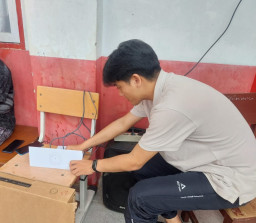 Diskominfo Padang Rampungkan Pemasangan Starlink di Empat Posko Bencana