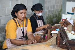 Dorong Kualitas Produksi Lebih Baik, Pemkot Kediri Bekali Buruh Rokok Keterampilan dan Edukasi K3