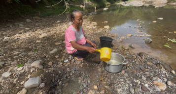 PUDAM Mati 3 Hari, Warga 3 RT Di Ponorogo Ini Konsumsi Air Sungai