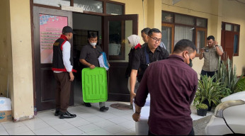 Korupsi Bansos, Kejaksaan Geledah Kantor Dinsos-P3A Ponorogo, Dokumen dan CPU Terkait Disita