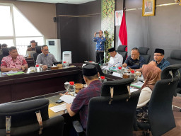 Rapat Perdana Pansus BUMD, PT JGU Diminta Blak-blakan Buka Data