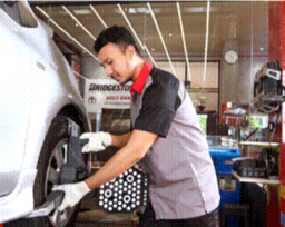 Libur Akhir Tahun, Begini Tips Berkendara Aman dan Nyaman