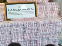 Kejagung Pamer Duit Sitaan Triliunan Dituding Pencitraan, Aktivis: Tangkap Silvester Aja Gak Mampu