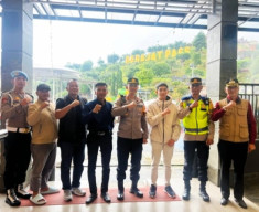 Libur Nataru, Objek Wisata di Garut Mengalami Kenaikan. Kapolres: Polri Ada untuk Masyarakat