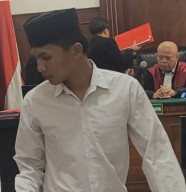 Unggah Foto Telanjang Mantan karena Cemburu, Randy Yoga Masuk Penjara Setahun