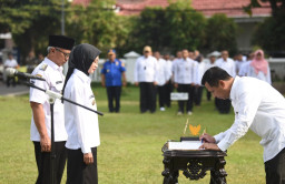 Mbak Wali Tandatangani Internal Audit Charter untuk Perkuat Pengawasan Pemerintahan