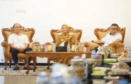 Terima Kunjungan Kerja Ketua Kadin se-Jawa Timur, Mbak Wali Ajak Jalin Kolaborasi Untuk Tingkatkan UMKM