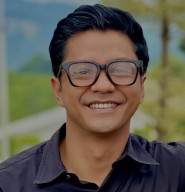 Diduga Janjikan Masuk Kepolisian tapi Gagal, Pesinetron Adly Fairuz Terjerat 2 Perkara Hukum