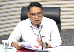 BREAKING NEWS: KPK Tetapkan Wali Kota Madiun Maidi Tersangka OTT Dana CSR