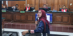 Jadi Istri Siri Almarhum Kusnadi, Fujika  Dibelikan Rumah Seharga Rp 10 M di Pakuwon City