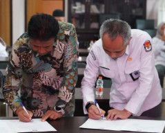 Tingkatkan Kinerja dan Profesionalitas, KPU Kota Batu Tandatangani Fakta Integritas