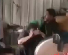 Ditagih malah Memaki-maki dengan Kata Kasar, Emak Dihajar Penagih Utang