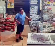 Marah sambil Bawa Pistol Mainan, Pria Ini Tewas Ditembak Pistol Asli