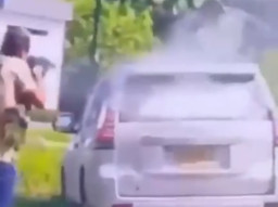 Mobil Senator Ditembaki, Dua Anggota Tim Pengamanan Tewas