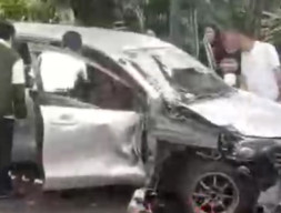 Tiga Mobil Tabrakan Beruntun di Bangkinang