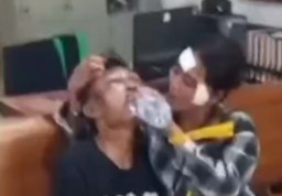 Pencuri Motor Tertangkap dan Diamuk Warga,