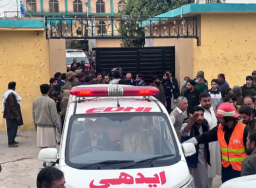Bom Bunuh Diri Ledakkan Masjid saat Sholat Jumat, 31 Tewas dan 131 Luka Parah