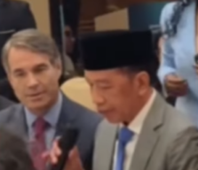 Diminta Hadiri Sidang dan Bawa Ijazah Asli di PN Solo, Jokowi Malah ke India