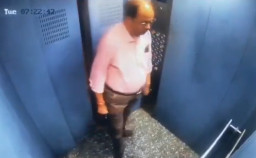 Pintu Terbuka, Kabin Lift Tiba-Tiba Melesat ke Atas