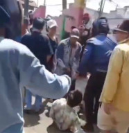 Maling Depan SD Tunggakjati Dihajar Massa