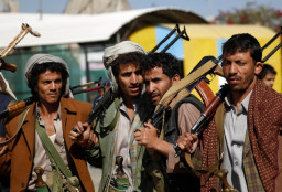 30 Warga Sipil Luka Diserang Milisi Houthi