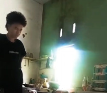 Diduga Anak Aniaya Orang Tua Sendiri, Warga Minta Polisi Turun Tangan