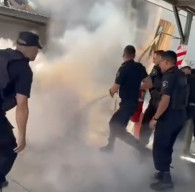 Gaji Tak Dibayar, Karyawan Bakar Diri