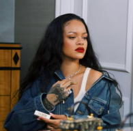 Rumah Artis Rihanna Diberondong Tembakan, Pelakunya Wanita Tak Dikenal