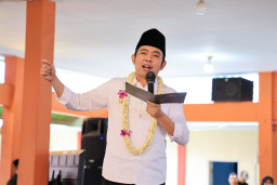 Bupati Fawait Pastikan THR untuk PPPK Paruh Waktu Jember Cair