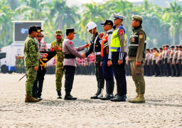 Sambut Operasi Ketupat 2026! Panglima TNI dan Kapolri Pimpin Apel Gelar Pasukan di Silang Monas
