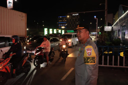 H-5 Lebaran 2026, Kapolres Metro Bekasi Kota Pantau Pemudik Yang Melintas di Jalan Ahmad Yani 