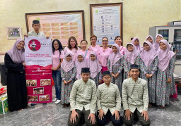 Srikandi Jatim Berbagi Kebahagiaan Ramadan Bersama Anak Panti Al-Ikhlas