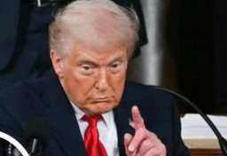 Donald Klaim Mudah Baginya untuk Buka Selat Hormuz