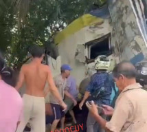 Bus DAMRI Kecelakaan, 1 Meninggal