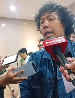 Koordinator Kontras dan TAUD Datangi Mabes Polri untuk Melaporkan Kasus Penyiraman Air Keras