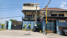 Puluhan Mantan Karyawan Keluhkan Ijazah Ditahan, Perusahaan di Madiun Diduga Minta Tebusan Jutaan Rupiah