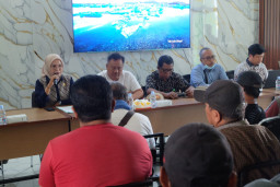 Trotoar dan Jalan Disterilkan, PKL Setono Betek Segera Direlokasi ke Dalam Pasar