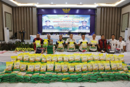 Polda Jatim Ungkap Dugaan Beras SPHP Oplosan, Warga Probolinggo Jadi Tersangka