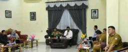 Langkah Nias Selatan Menuju Transparansi: Bupati Sokhiatulo Laia Evaluasi Hasil Pemeriksaan BPK