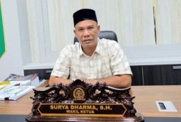 Wakil Ketua DPRK Sebut Kinerja Pemkab Bireuen Sebagai Kegagalan Tata Kelola
