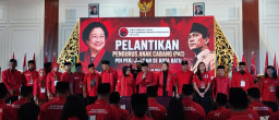 DPC PDIP Kota Batu Lantik 33 Pengurus PAC, Program Kerakyatan Jadi Prioritas
