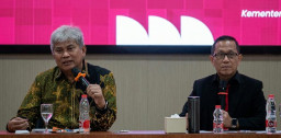 UBAYA Gelar Seminar Nasional Bahas Reforma Agraria dan Ketahanan Pangan